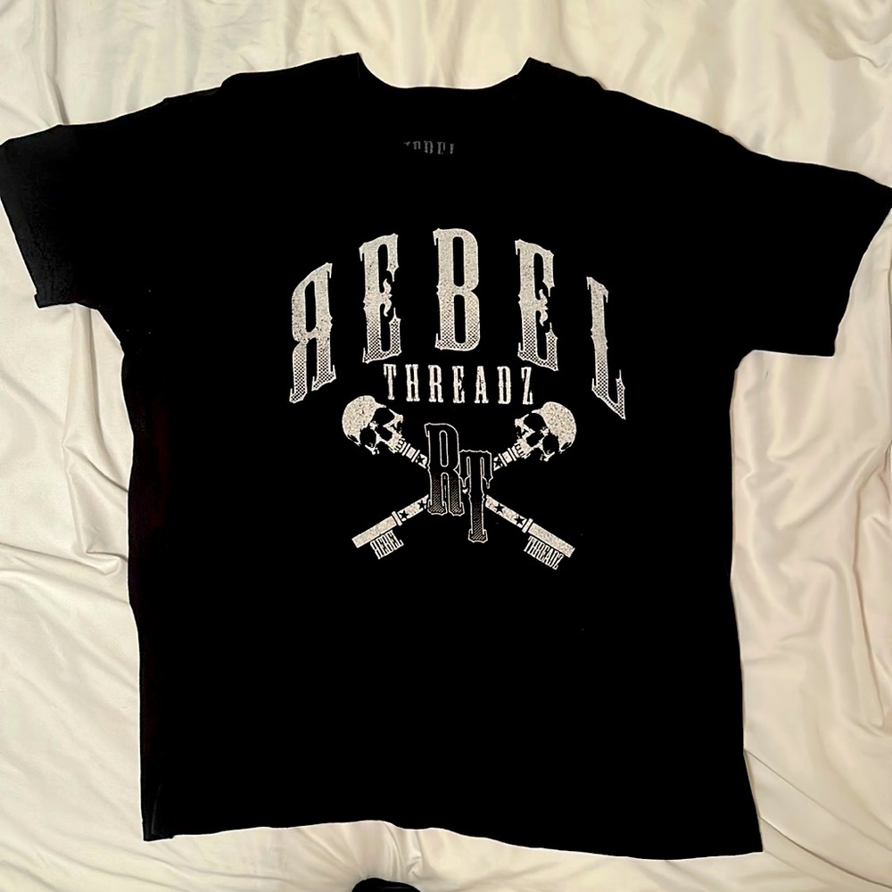 Rebel Threads men’s t-shirt black 2xl